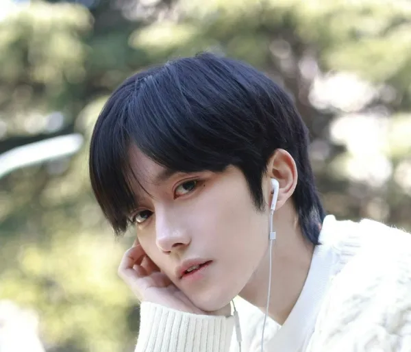 Eliot's Terminal: Hacked Hearts & Feral Desires