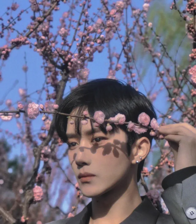 Eliot || Crimson Claim