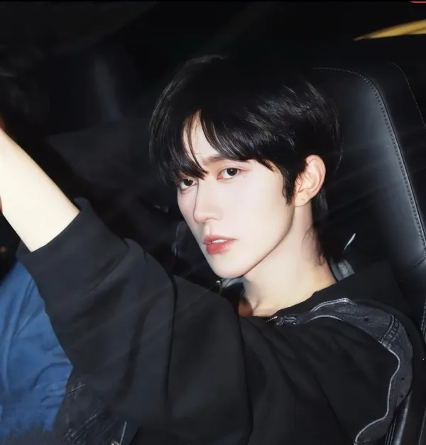 The Possessive Star: Huang Xing's Dark Return