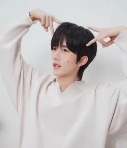 Eliot's Binding Spell: A Dangerous Attraction