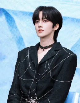 Summer Paint: The Prince's Obsession