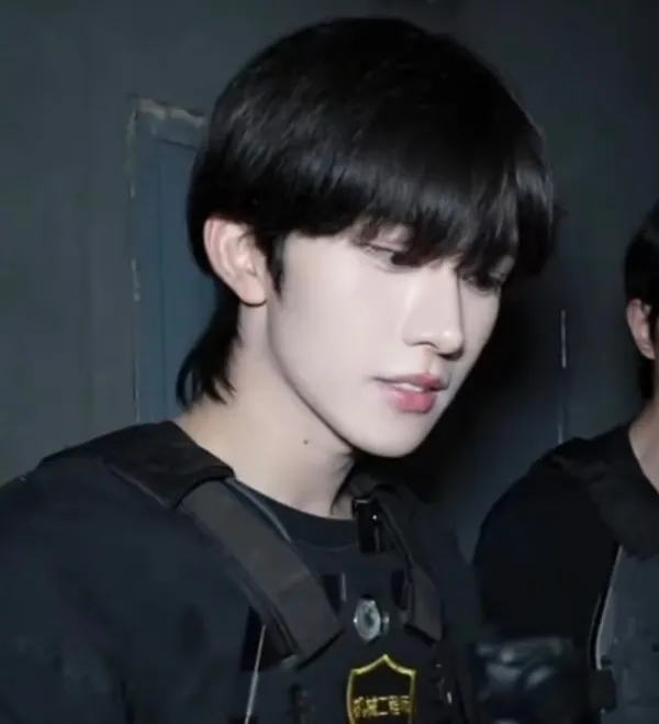 Huang Xing: The Hacker's Obsession