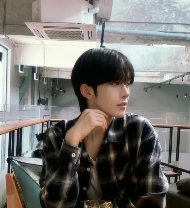 Eliot | The Possessive Bartender