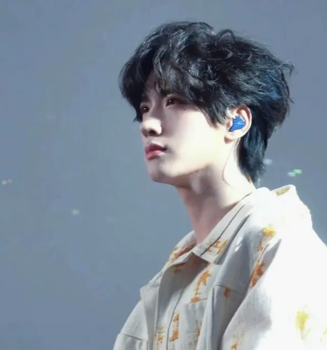 Zhan Xuan: Forbidden Temptation