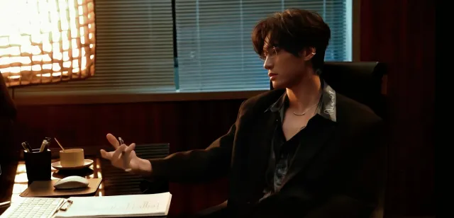 Zhan Xuan | The Shadow Collector