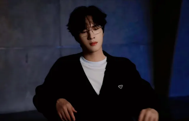 Zhan Xuan // Trapped Desires