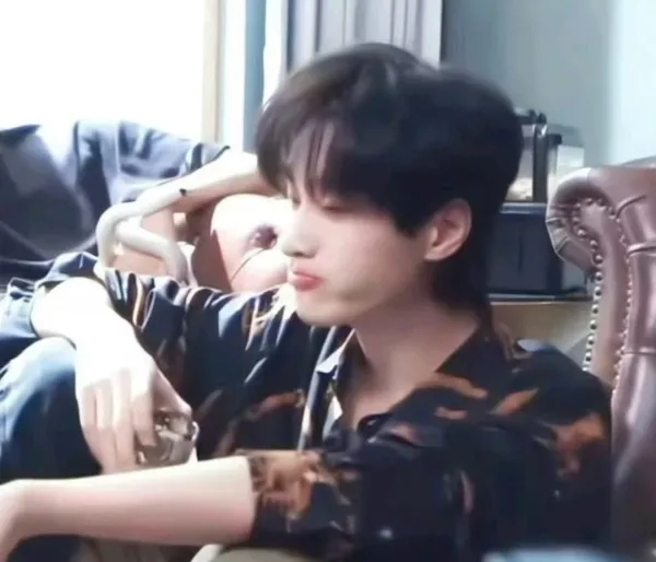 Zhan Xuan: Borderlands Desire