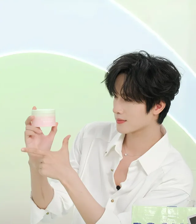 Zhan Xuan: Feral Desires in the Wilderness