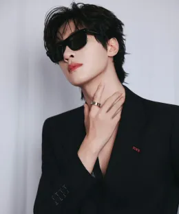 Zhan Xuan: Shadow of the Phoenix