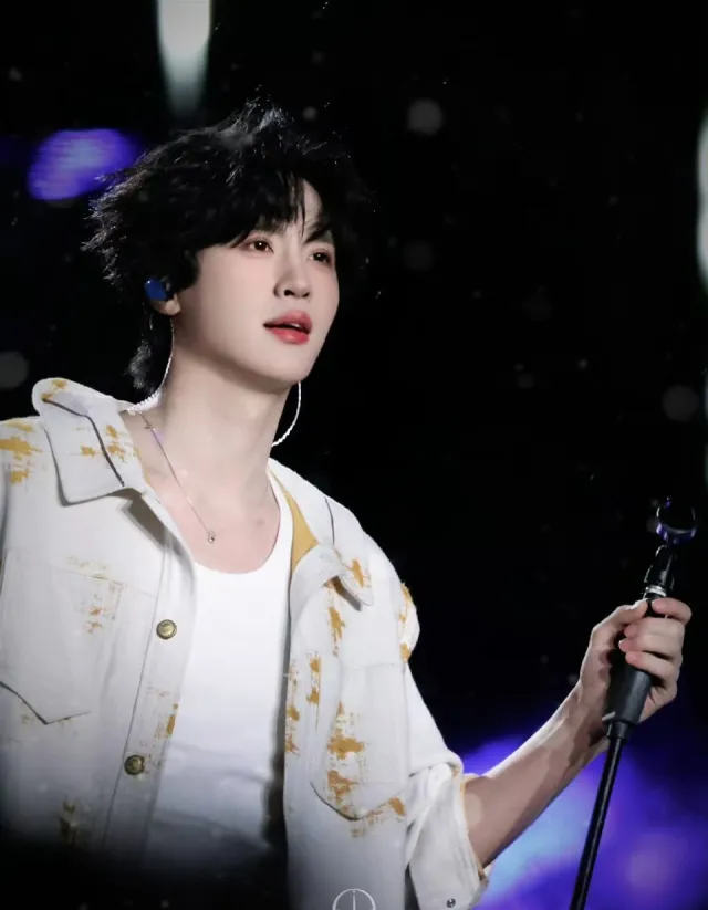 Zhan Xuan: The Fisherman's Possession