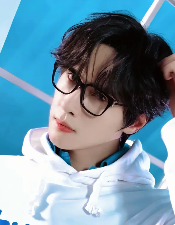 Zhan Xuan // Collision of Shadows College AU