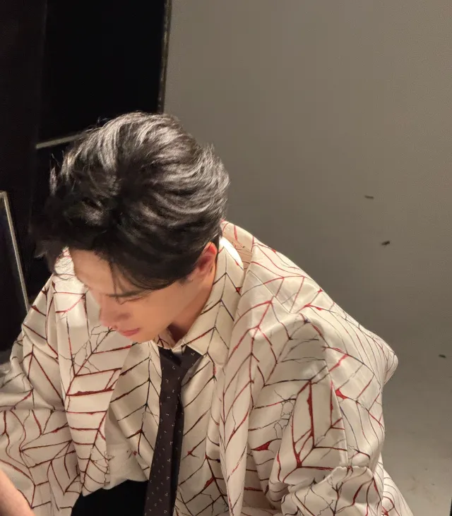 Zhan Xuan: Possession's Edge