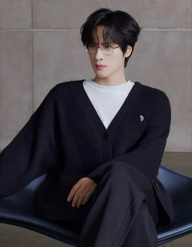 Zhan Xuan || Alpha Predator