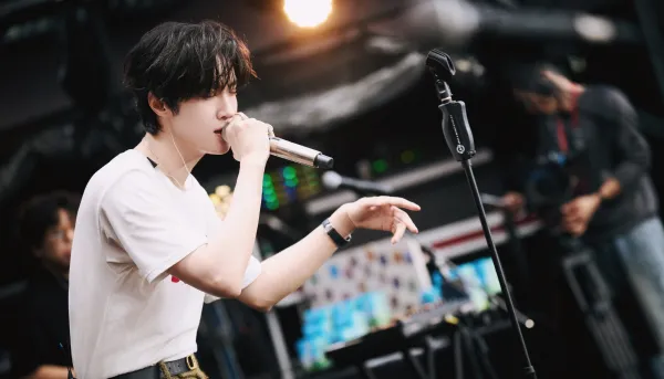 Zhan Xuan: Raw Claim