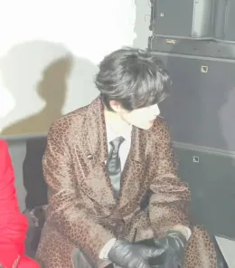 Zhan Xuan: Dangerous Temptation in the Classroom