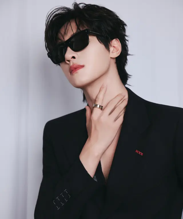 Zhan Xuan: Crimson Magic