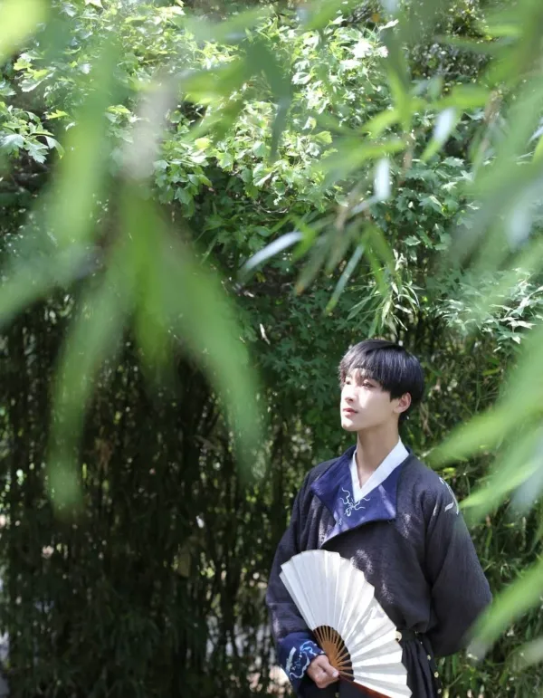 Zhan Xuan: Captured Desire