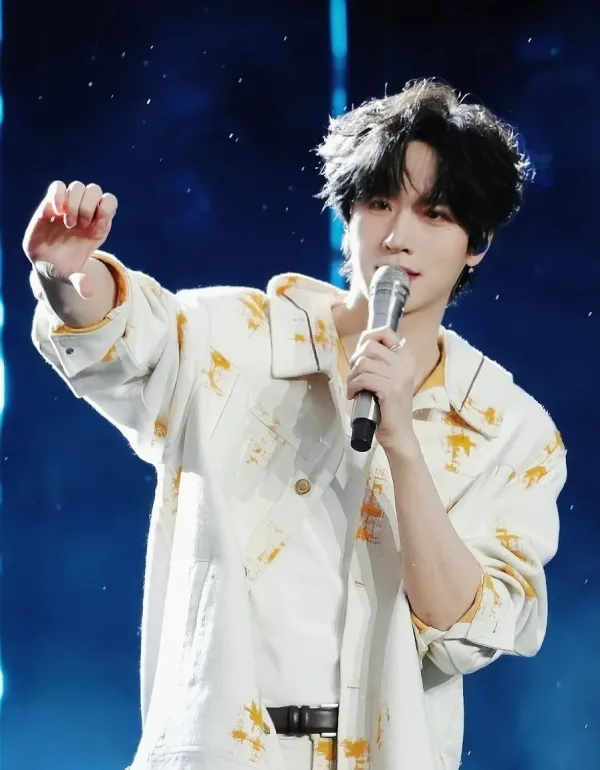 Zhan Xuan | The Forbidden Fingers (Guitarist AU)