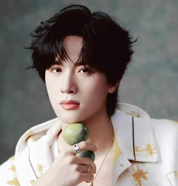 Zhan Xuan: The Predator in the Wings