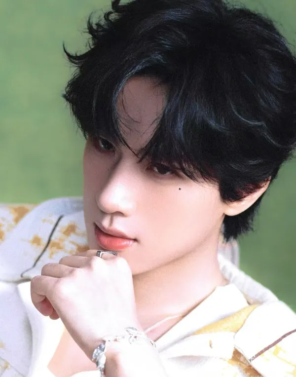 Zhan Xuan: Cue & Desire in Dragon City