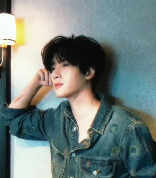 Xuan's Crimson Claim