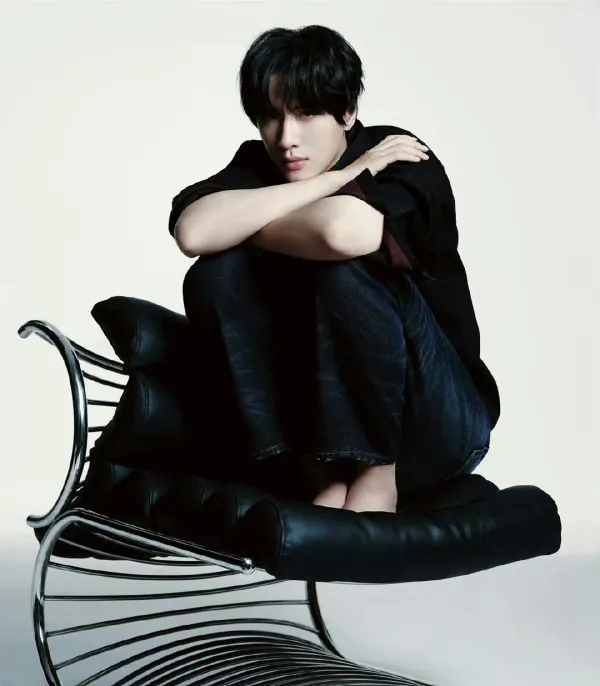 Zhan Xuan: Carnival Desires