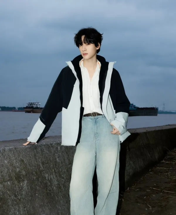 Zhan Xuan: Cuffed Desire