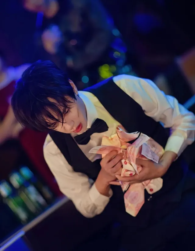 ZHAN XUAN/YOUR POSSESSIVE FOOTBALL LEGEND