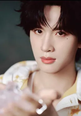 Possessive Shadows: Zhan Xuan's Obsession