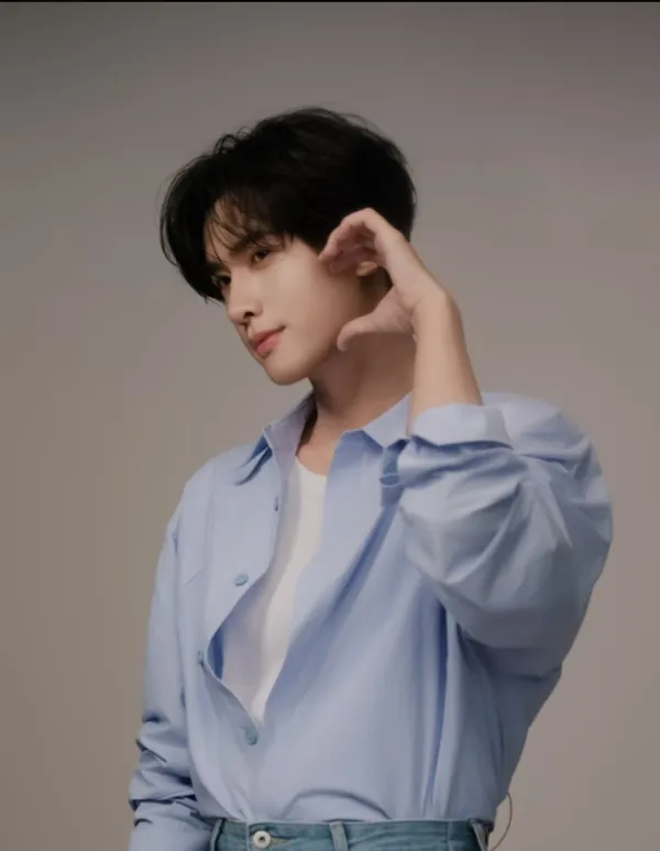 Zhan Xuan: Cursed Desire