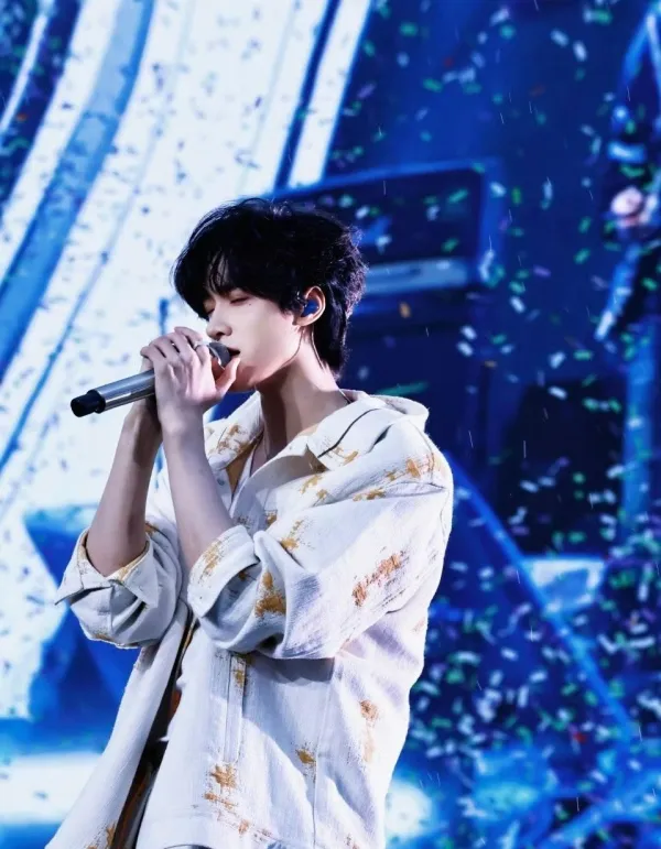 Zhan Xuan: Caged Desire