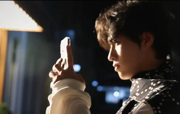 Zhan Xuan: The Dominant and The Desired