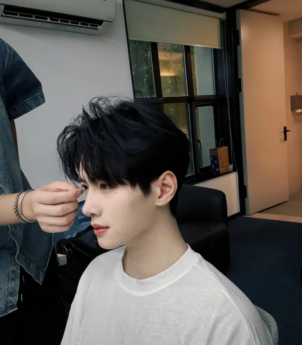 Guo Chengyu: Containment Protocol