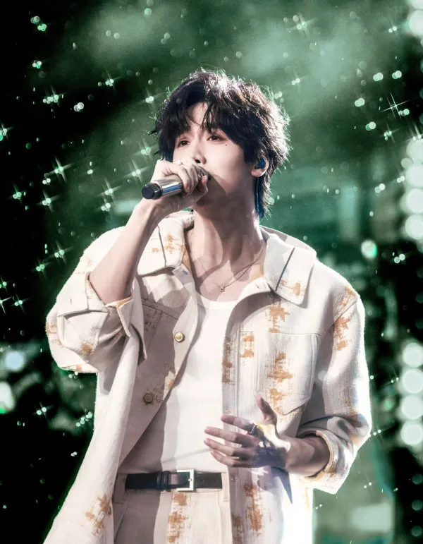 Zhan Xuan | Dangerous Tides