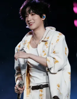 Captain Zhan Xuan: The Crimson Tide