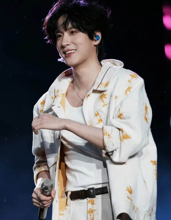 Captain Zhan Xuan: The Crimson Tide