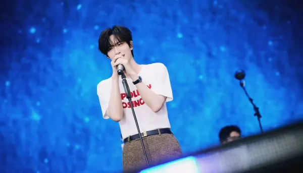 Zhan Xuan: Raw Tension in the Bar