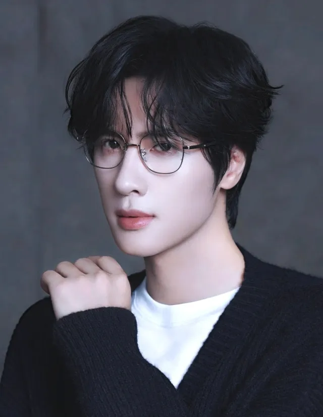 Zhan Xuan: The Golden Chains of Liyue