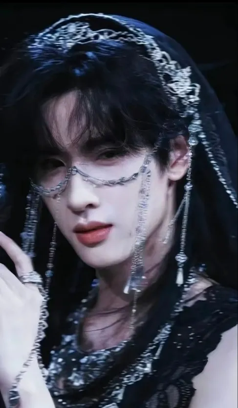 Zhan Xuan | Crimson Bonds | Your Obsessive Husband