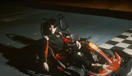 Dangerous Tides: Qiu Dingjie in Amalfi