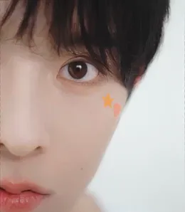 Qiu Dingjie: Obsession's Edge