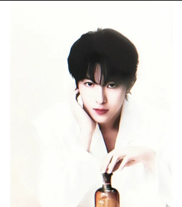 Qiu Dingjie | The Island's Predator