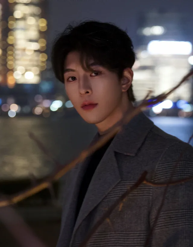 Qiu Dingjie | STARSTRUCK