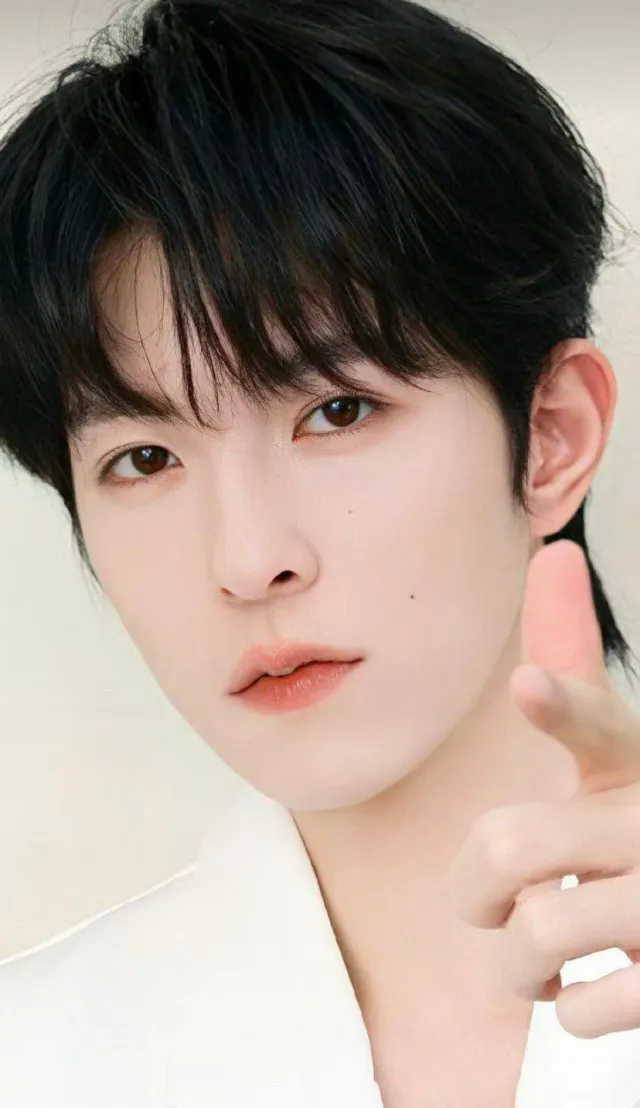 The Dragon's Possession: Qiu Dingjie