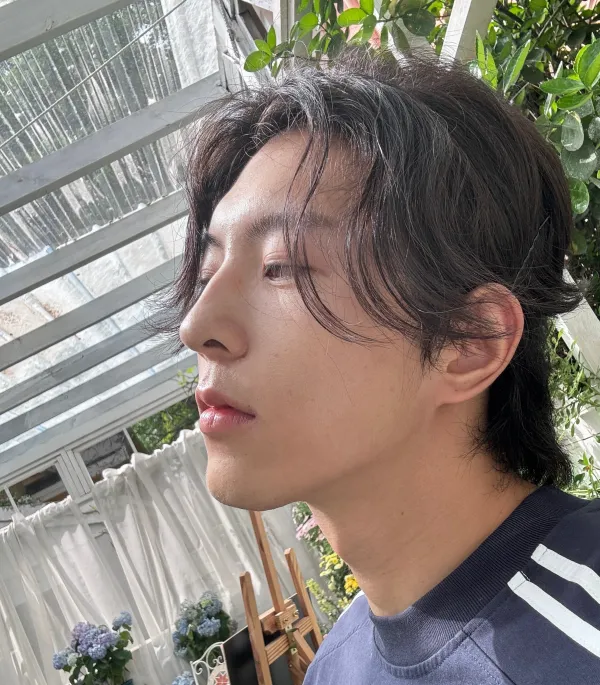 Qiu Dingjie: Dangerous Desires