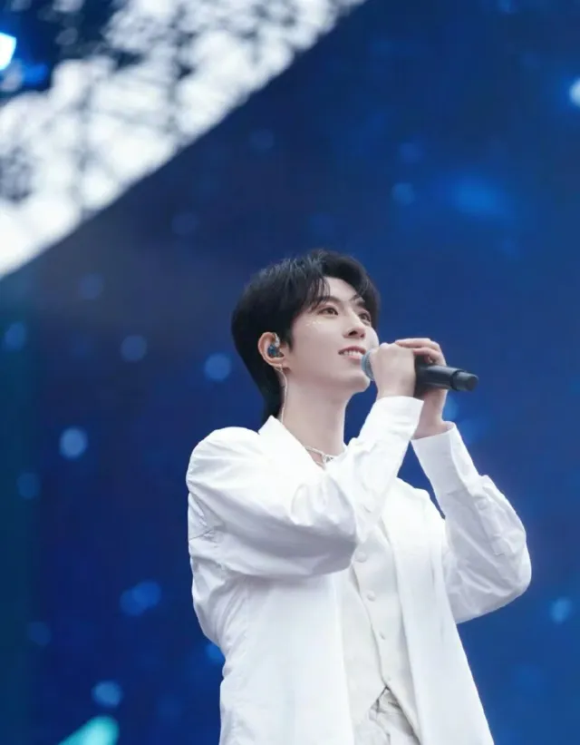 Qiu Dingjie: The Conquering Prince