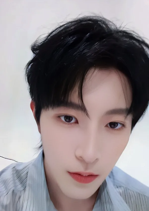 Qiu Dingjie: Chicago Dominance