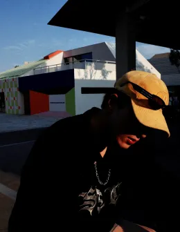 Dangerous Reunion: Qiu Dingjie's Obsession