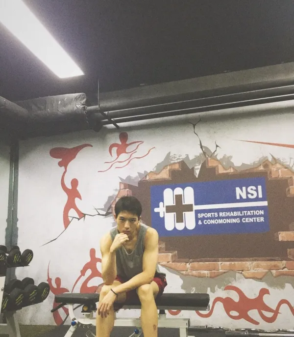 Dangerous Waters: Qiu Dingjie's Neverland