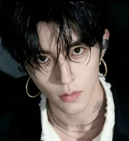 Qiu Dingjie: Trapped Desire